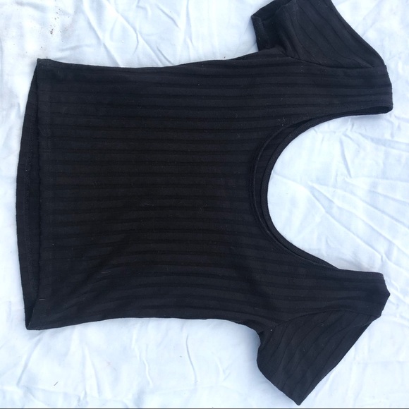 Black low neck top - Picture 3 of 3